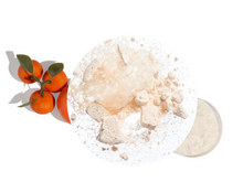 Load image into Gallery viewer, OxyGeneo Illuminate unifies skin tone, improves unwanted pigmentation and rejuvenates the skin for a smoother complexion.