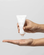 Load image into Gallery viewer, Vivier Corrector 2 - Brightening Cream for Dark Spots &amp; Hyperpigmentation
